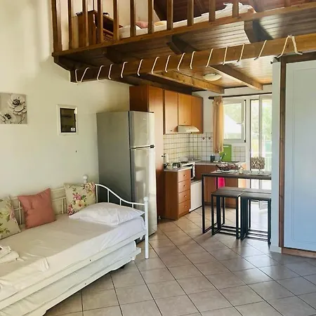 Marianta's House Agios Ioannis Lefkada アパート Frínion
